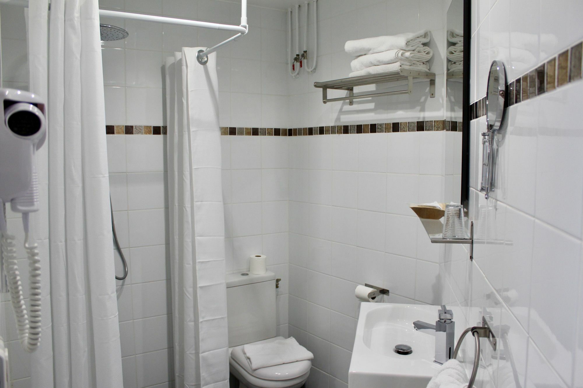 Hotel Des Pyrenees ปารีส ภายนอก รูปภาพ