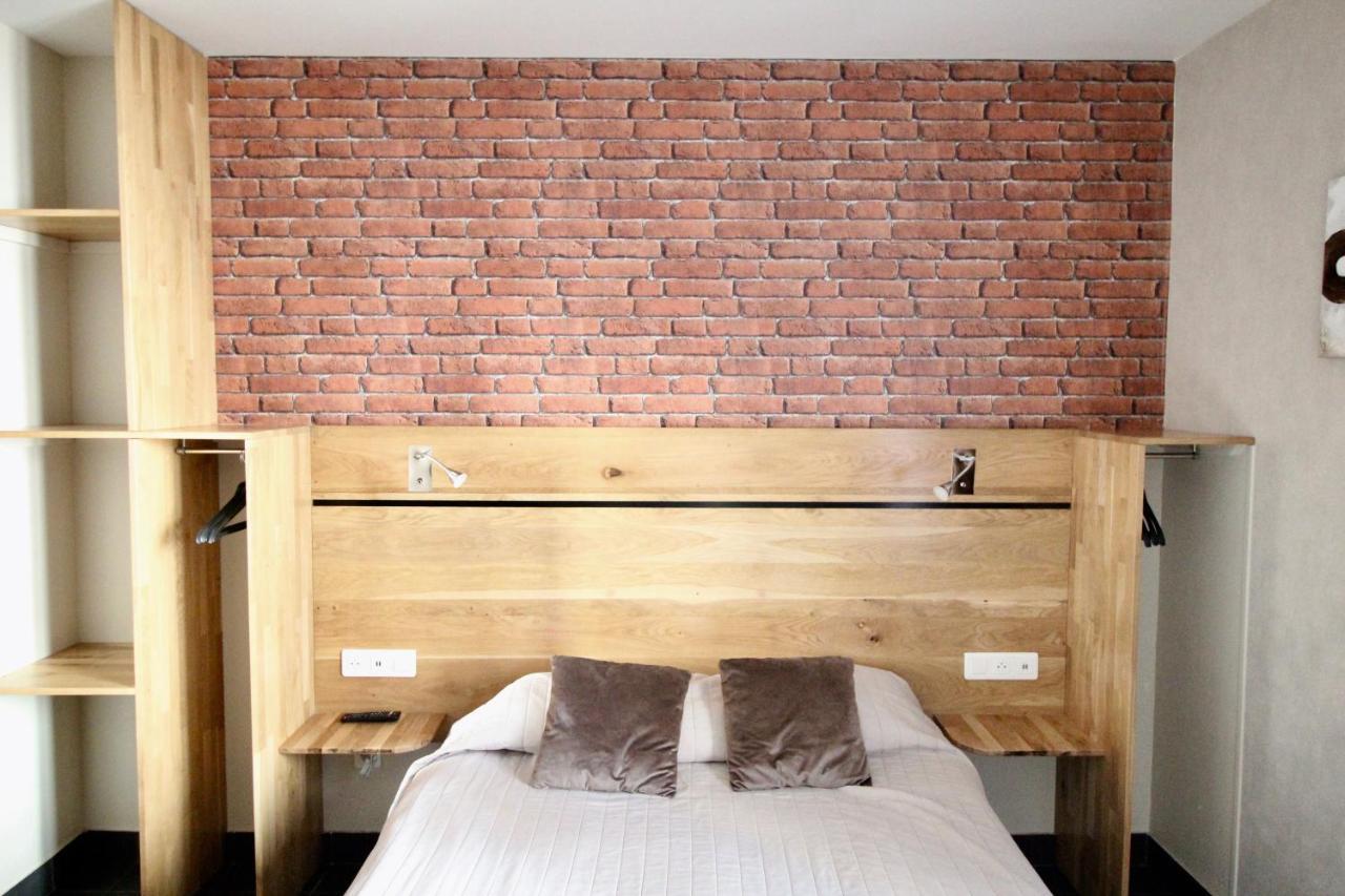Hotel Des Pyrenees ปารีส ภายนอก รูปภาพ